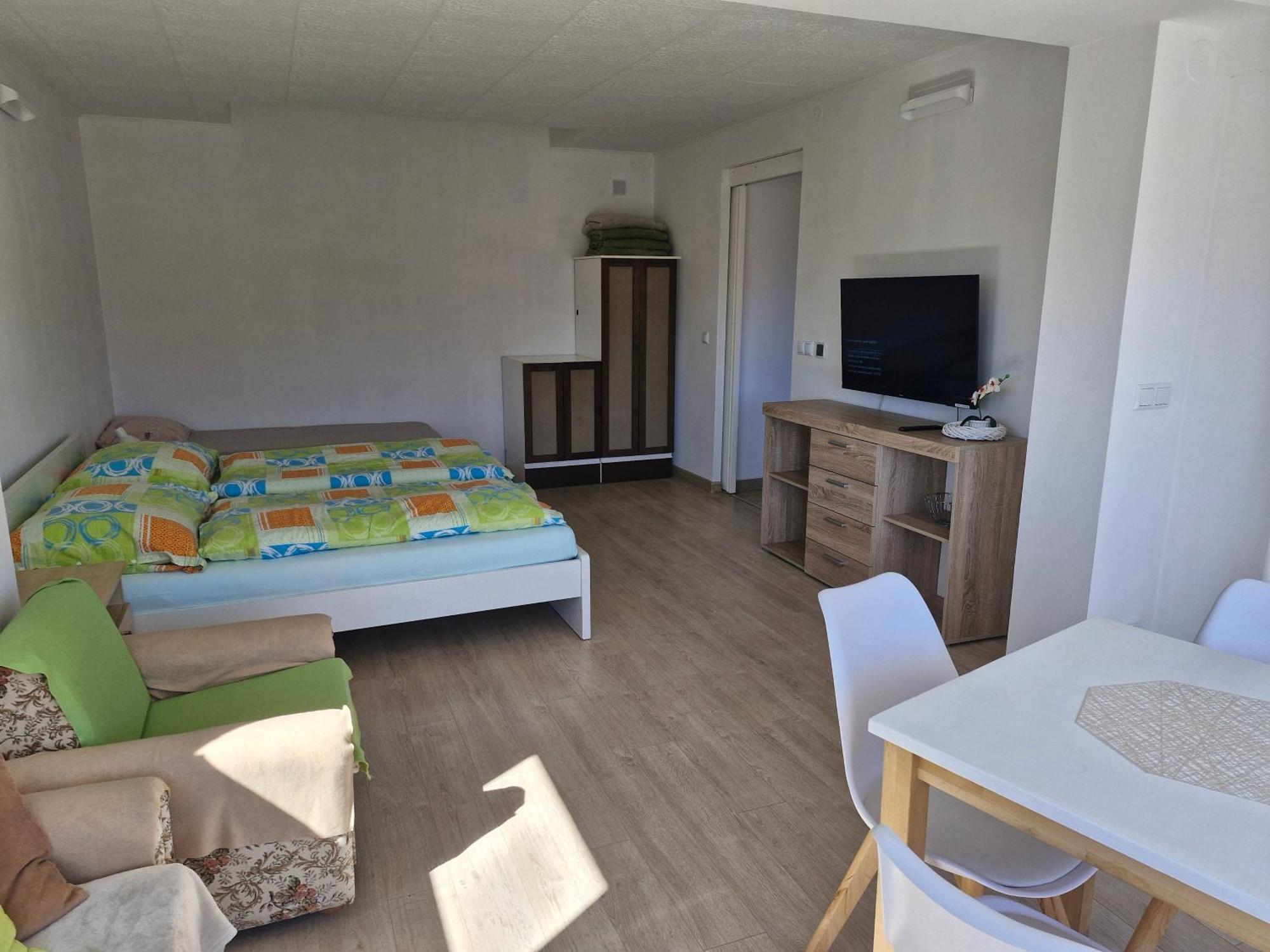 Sarmir Apartmany Bobrovec Rum bild